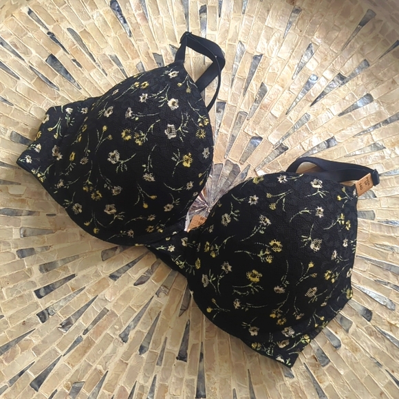 Other - VS PINK Where everywhere push-up 34D floral bra
